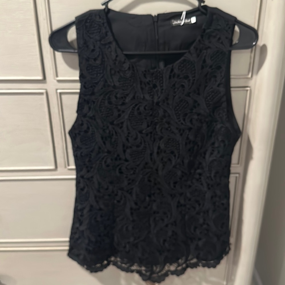 NWT Black lace dressy tank. Size Small.